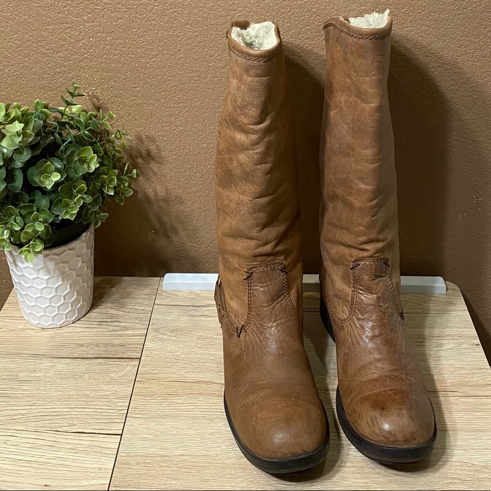 Steve Madden Brown Upper Leather Faux Fur Boots Size: 8